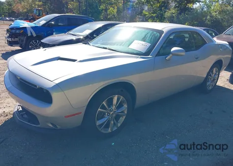 2021 Dodge Challenger Sxt Awd from USA, damaged, VIN 2C3CDZGG0MH534842